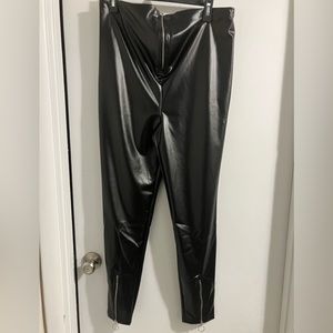 Used black SHEIN Maternity O-Ring Zip Detail PU Leather Skinny Pants